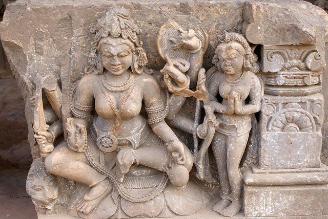Chand Baori statues
